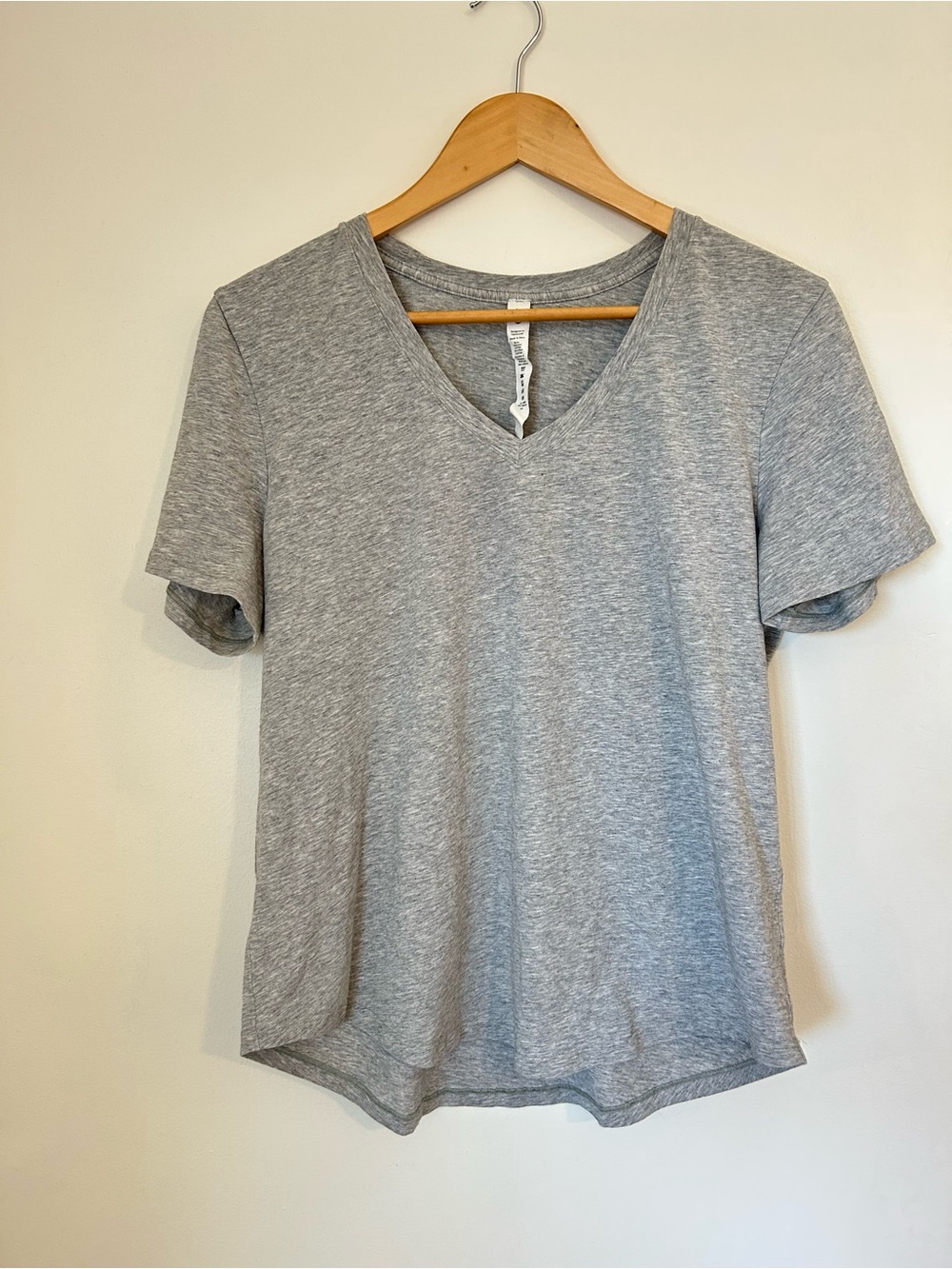 lululemon athletica Women's V-Neck Short Sleeve Tee - Heather Gray